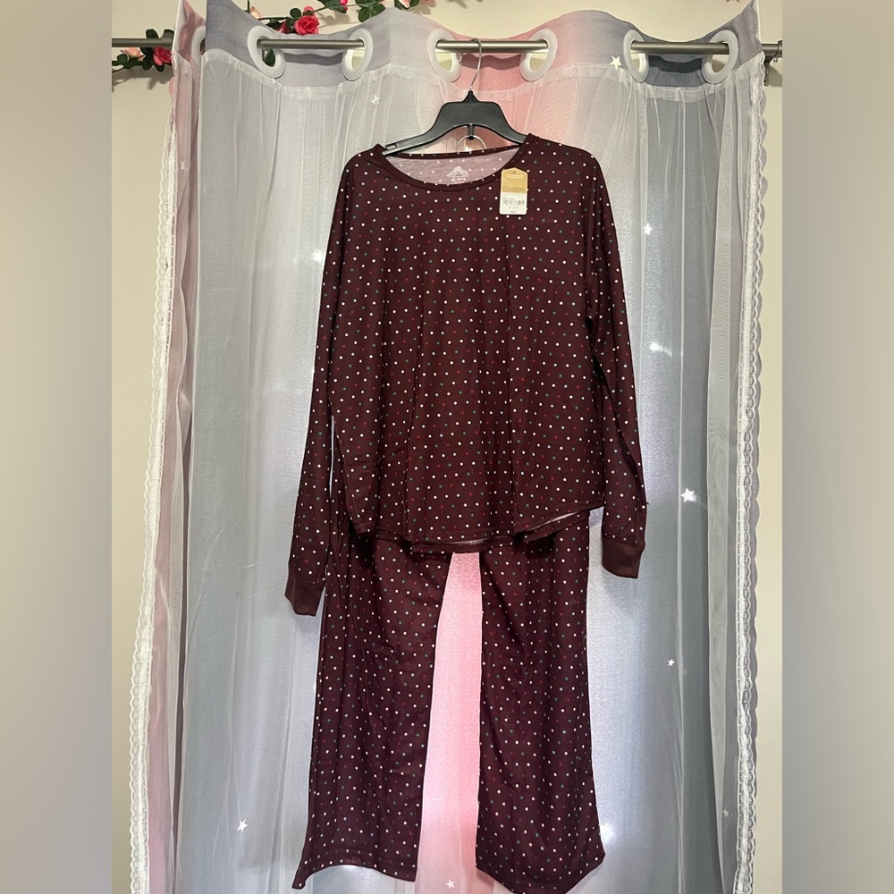 Set of a Pijama shirt and pijamas pants